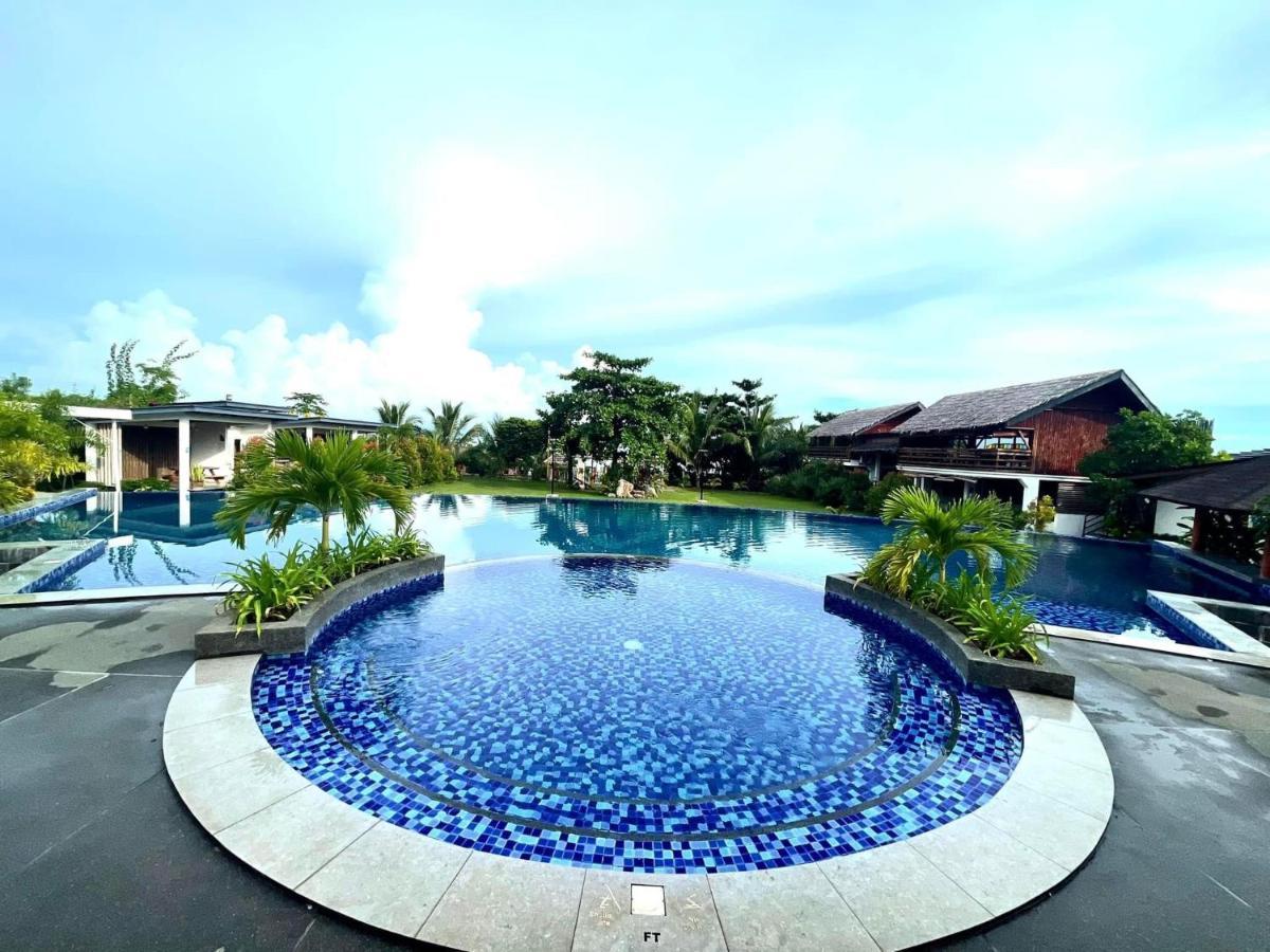 Vistapaloma Beach Resort Odiong Экстерьер фото